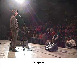 Bill Bruford speaks to the audience
